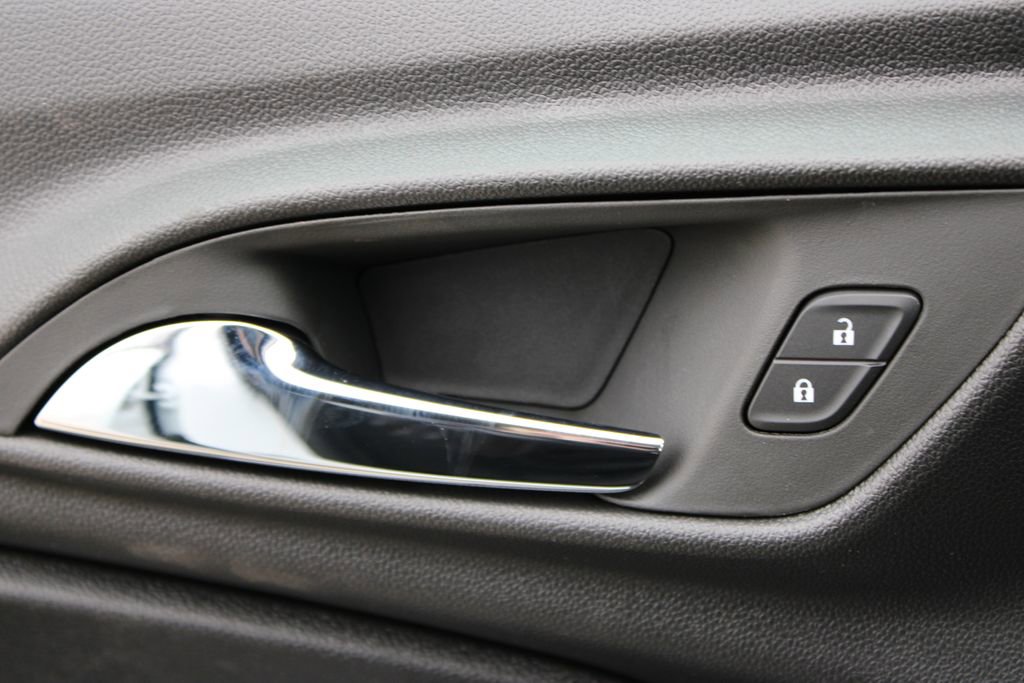 New 2026 Chevrolet Trax LS image 32