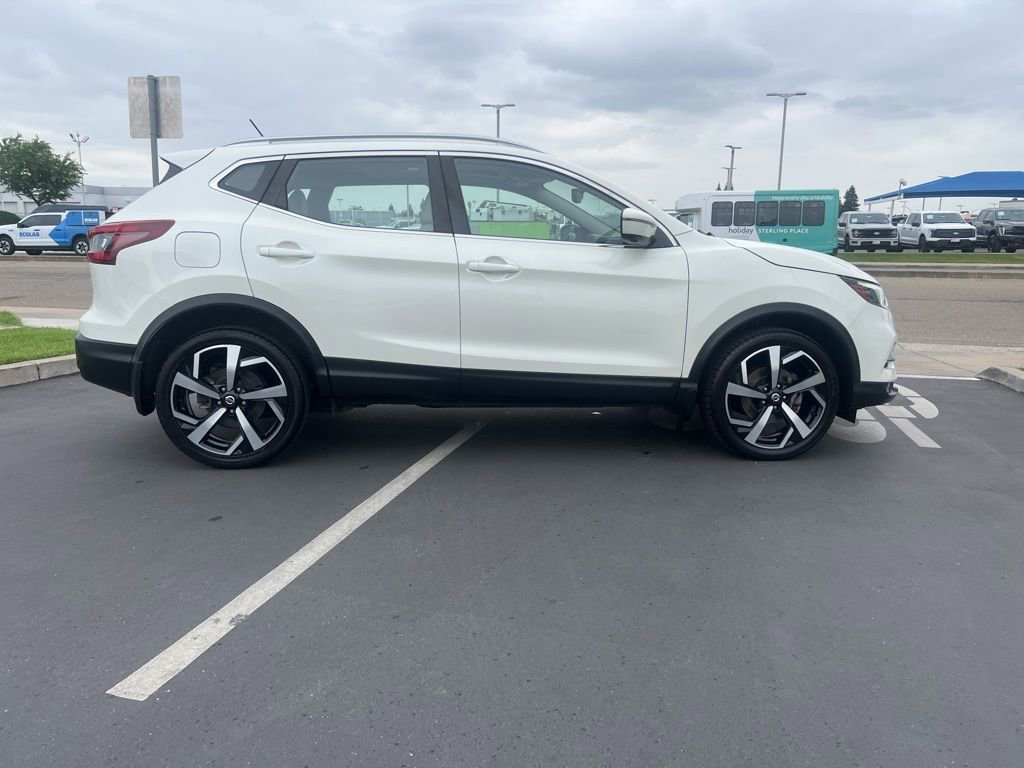 Used 2022 Nissan Rogue Sport SL w/ Premium Package AWD/4WD image 8