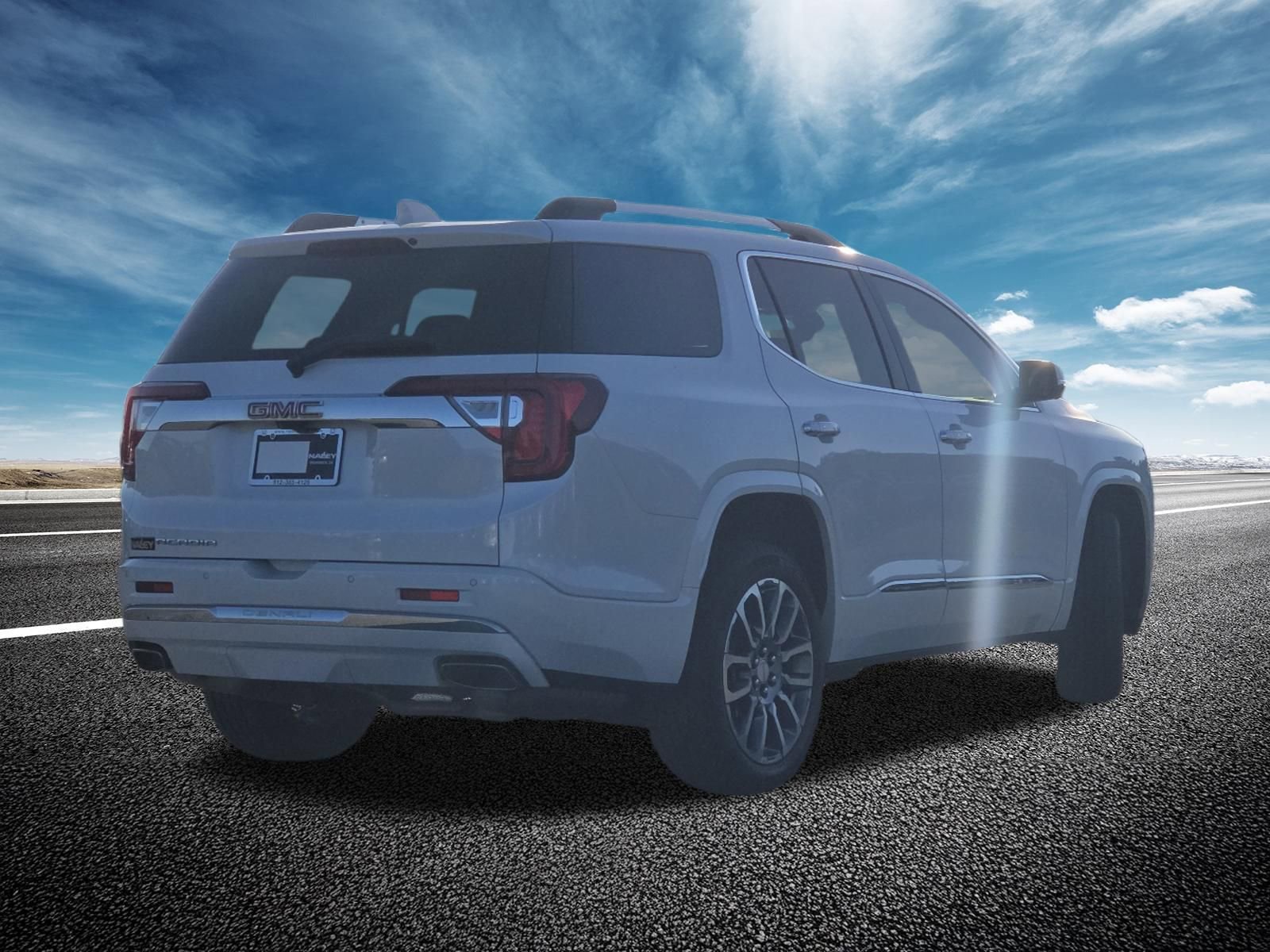 Used 2023 GMC Acadia Denali w/ Denali Technology Package FWD image 23