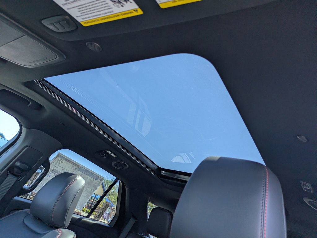 New 2026 Ford Explorer ST-Line image 26