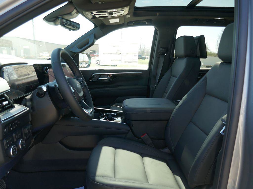 New 2026 Chevrolet Suburban Z71 image 20