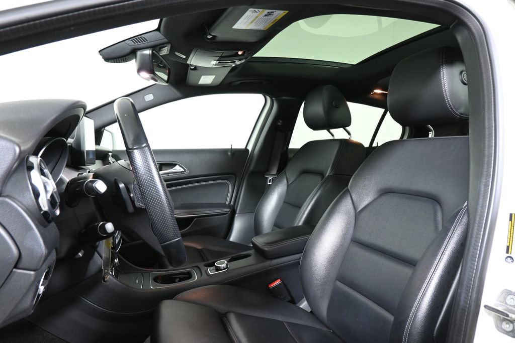 Used 2020 Mercedes-Benz GLA 250 4MATIC image 15