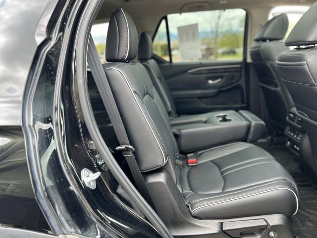 Used 2023 Honda Pilot Elite image 32