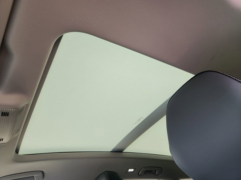 New 2026 Volkswagen Tiguan SE image 15