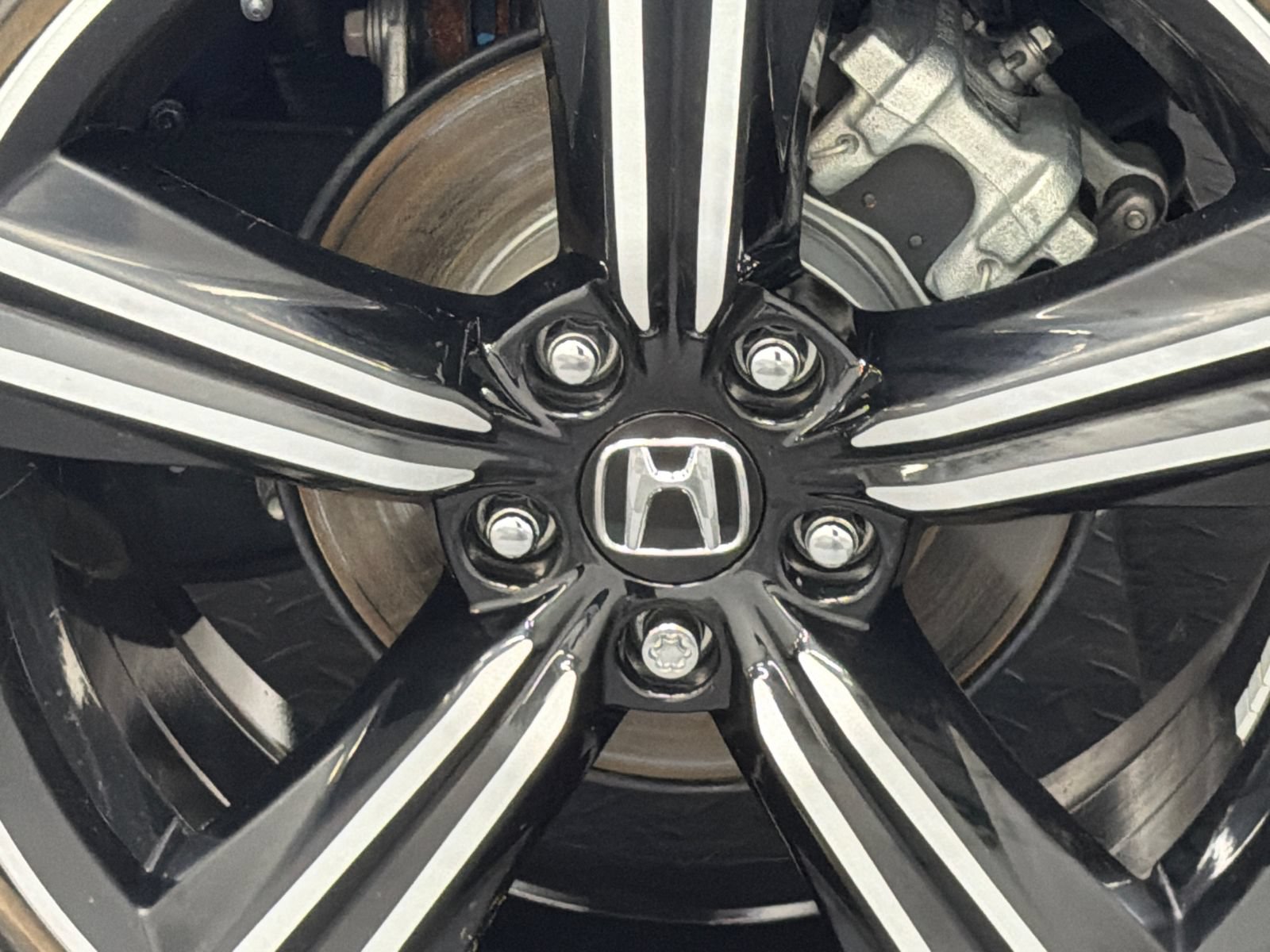 Used 2025 Honda Accord Sport image 5
