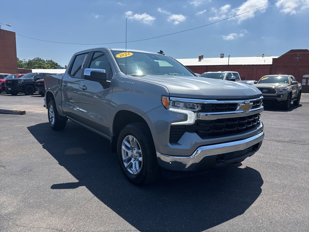 Used 2024 Chevrolet Silverado 1500 LT