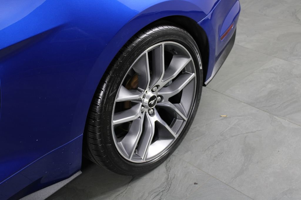 Used 2017 Ford Mustang GT Premium RWD image 10