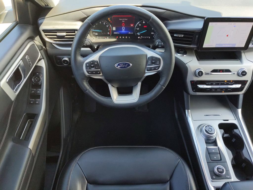 Certified 2022 Ford Explorer XLT w/ Equipment Group 202A image 12