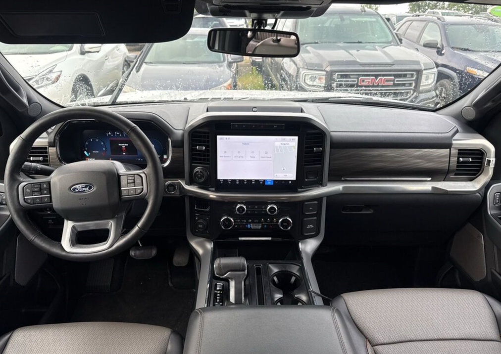 Used 2024 Ford F150 Lariat AWD/4WD image 7