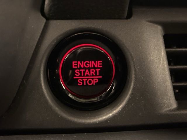 Certified 2025 Honda Pilot Touring image 17