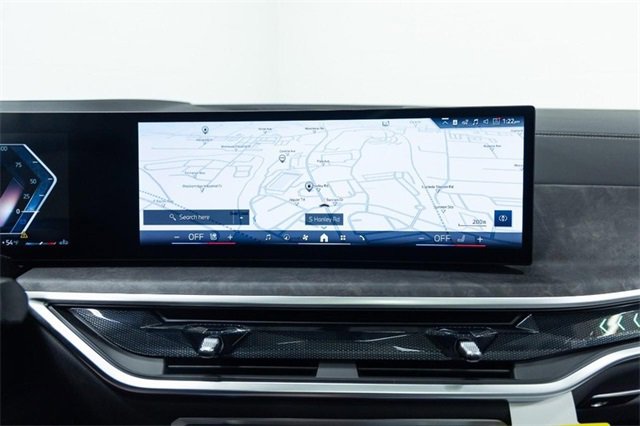 Certified 2025 BMW X7 xDrive40i image 16