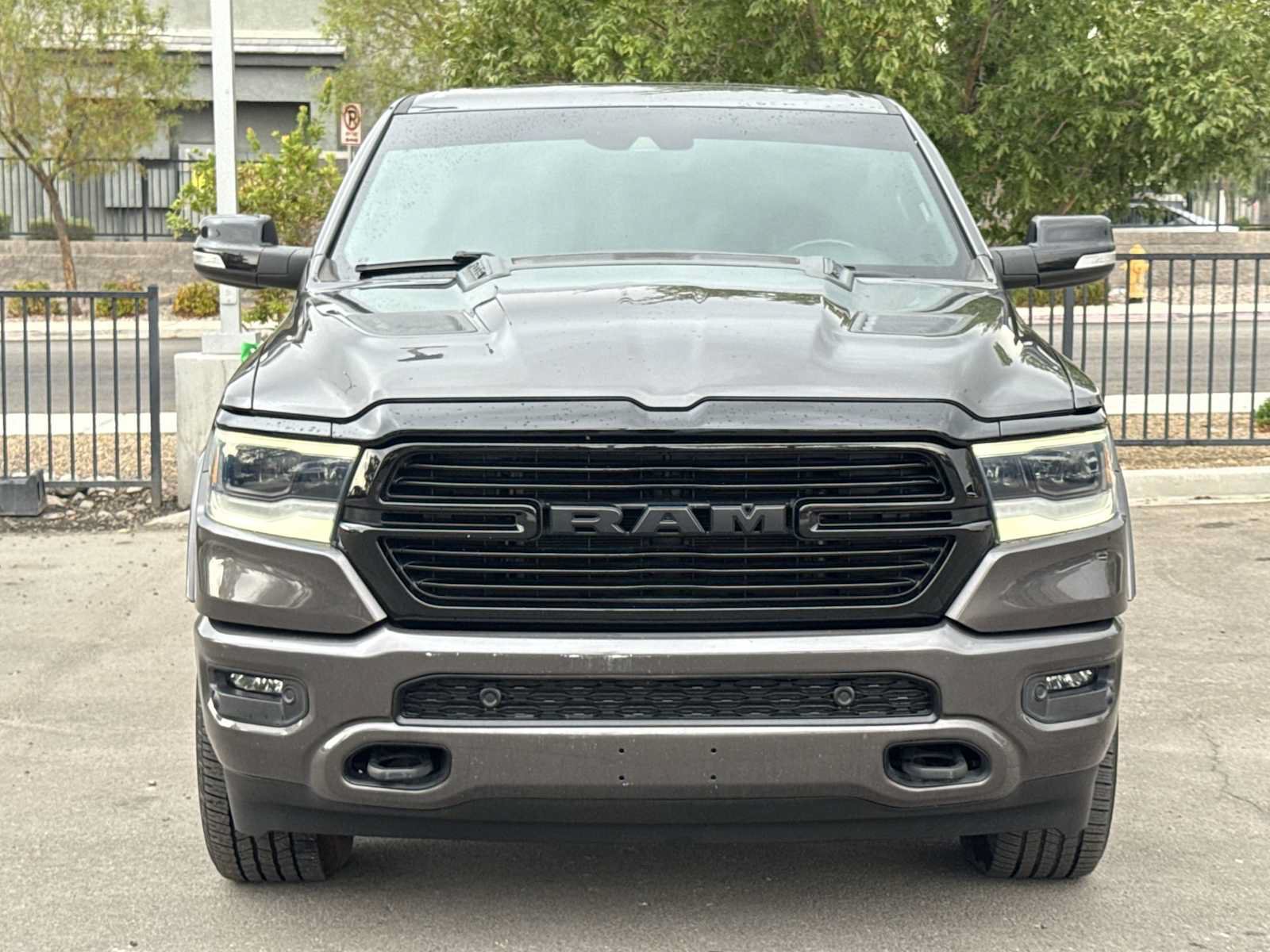 Used 2021 RAM 1500 Laramie AWD/4WD image 3