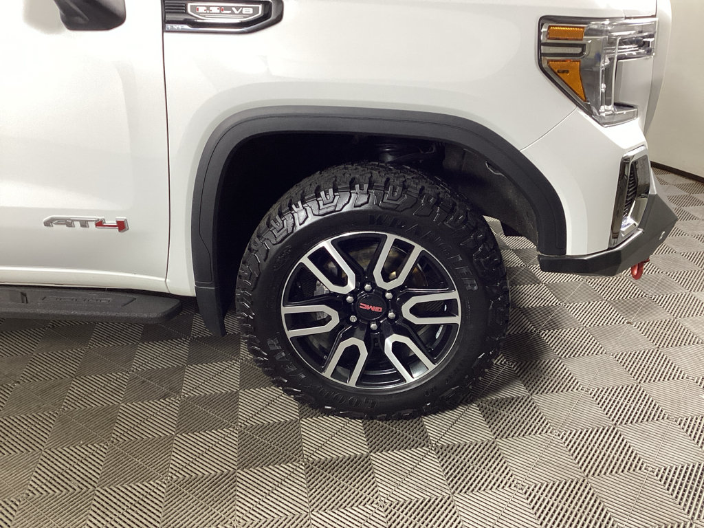 Used 2021 GMC Sierra 1500 AT4 w/ Technology Package AWD/4WD image 7