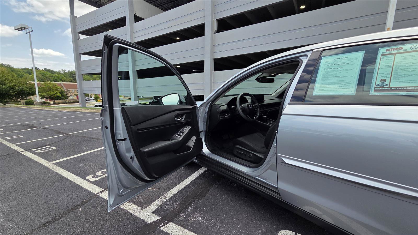 Used 2024 Honda Accord EX image 12