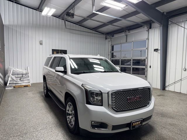 Used 2017 GMC Yukon XL Denali w/ Open Road Package image 22