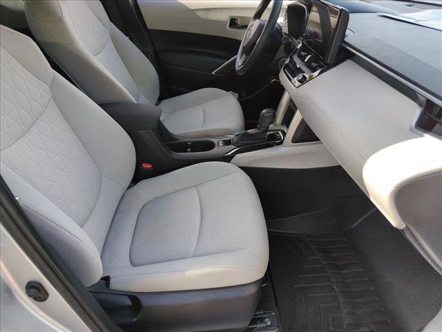 Used 2023 Toyota Corolla Cross L image 19