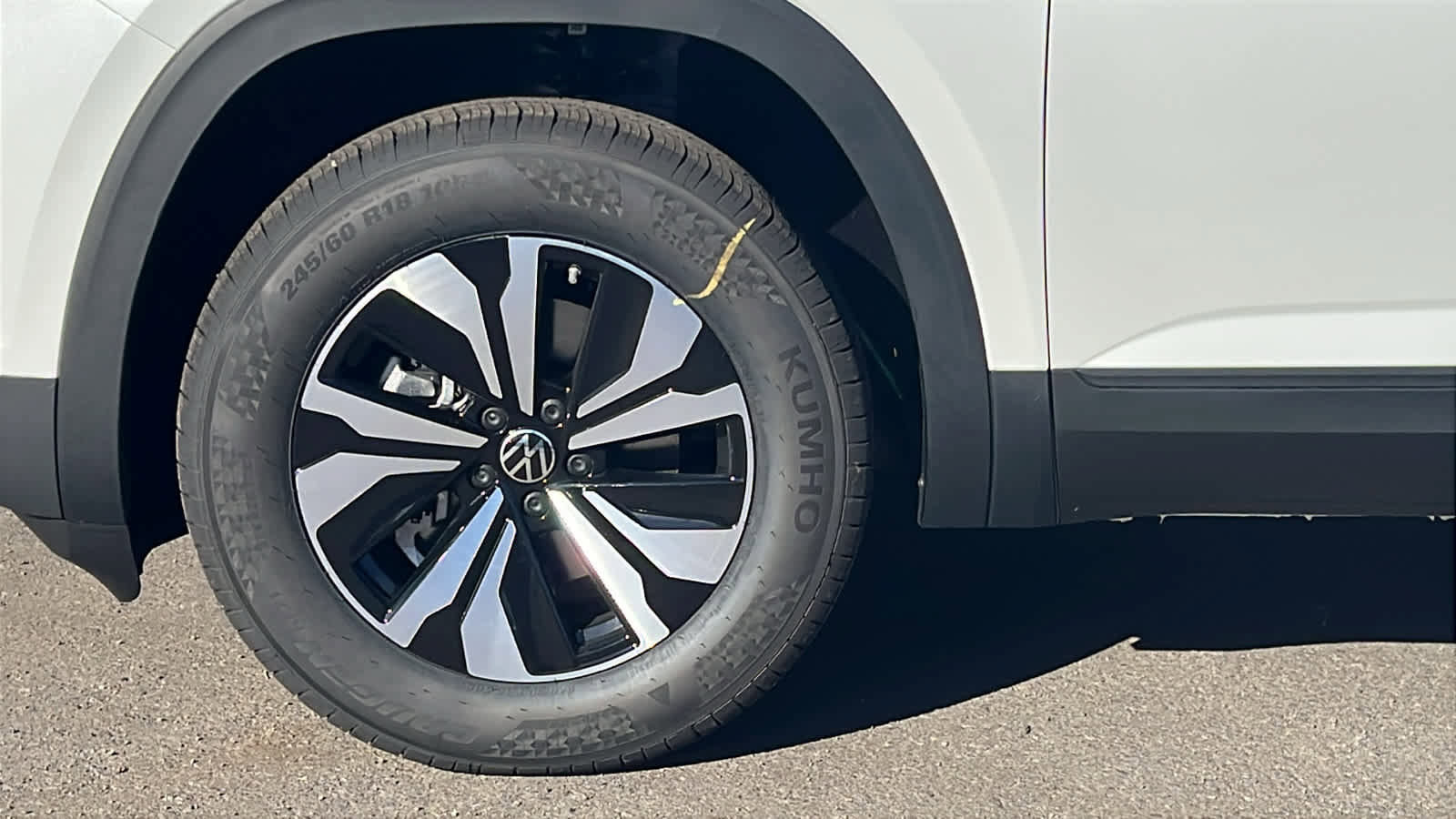 New 2026 Volkswagen Atlas SE image 9