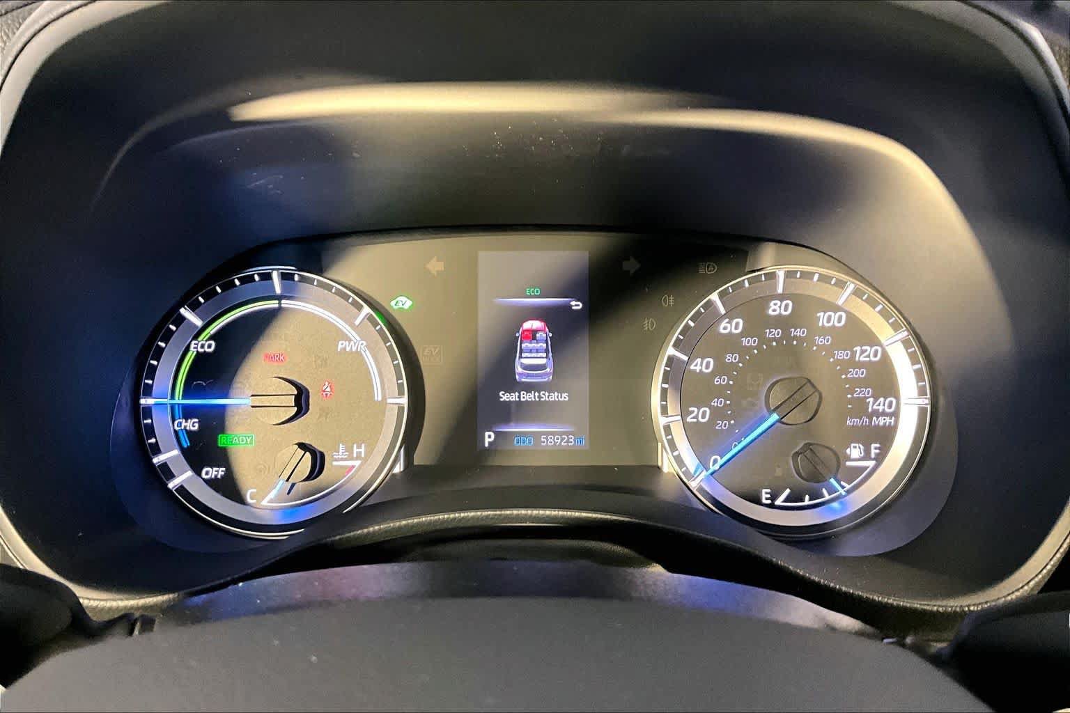 Used 2020 Toyota Highlander LE AWD/4WD image 26