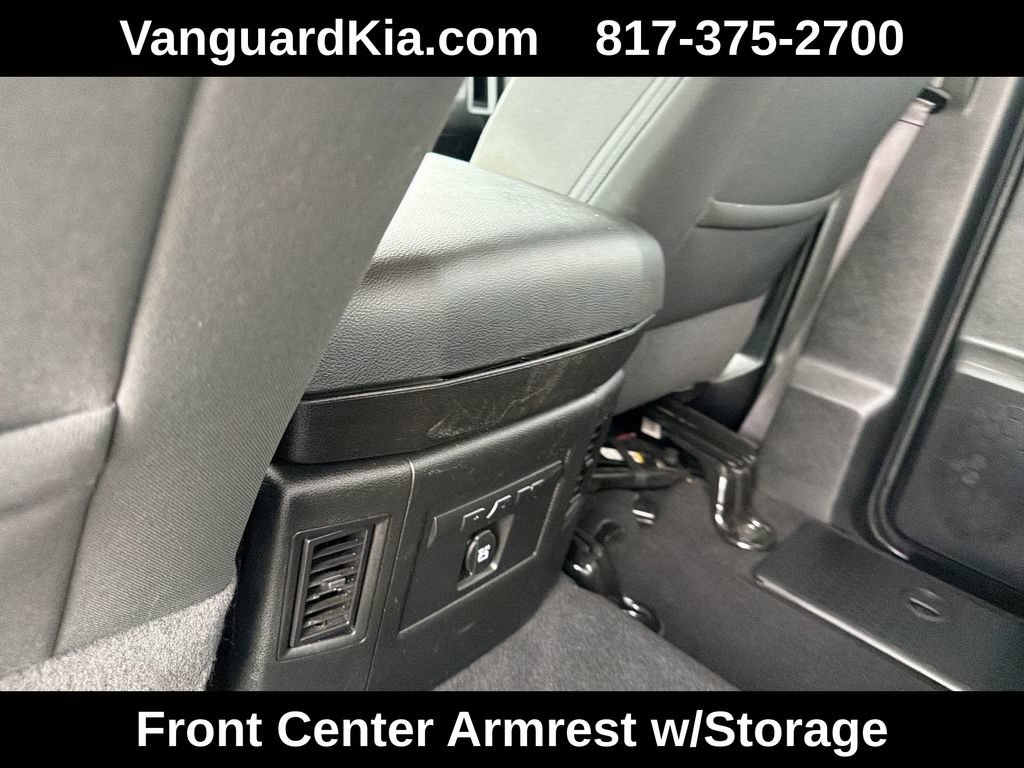 Used 2021 RAM 1500 Classic SLT w/ Luxury Group AWD/4WD image 25