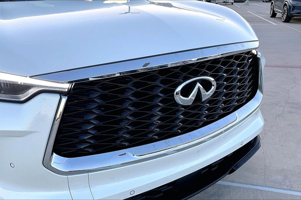 Certified 2025 INFINITI QX60 Luxe image 39