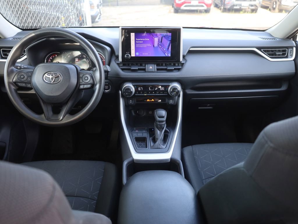 Used 2024 Toyota RAV4 XLE image 19