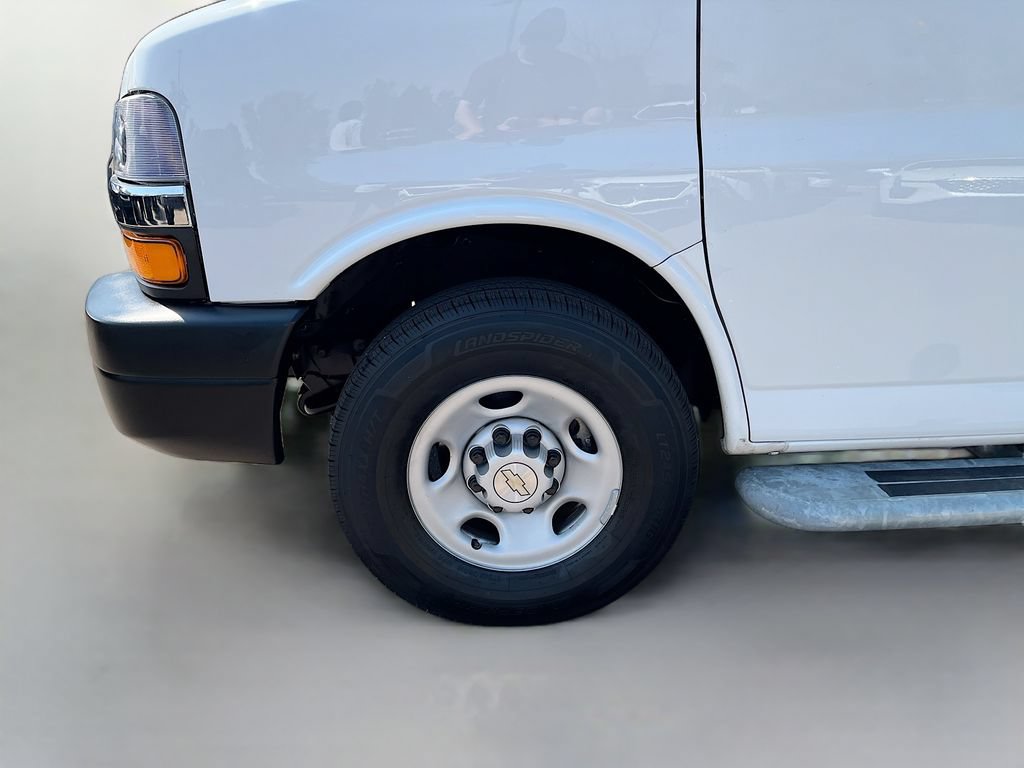 Used 2024 Chevrolet Express 2500 w/ Driver Convenience Package RWD image 25
