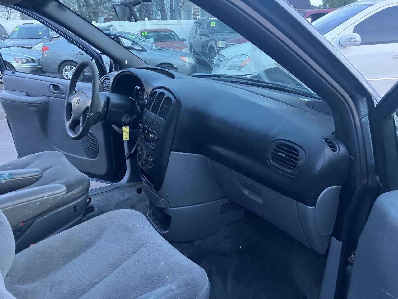 Used 2004 Dodge Grand Caravan SE w/ Popular Equipment Group FWD image 19