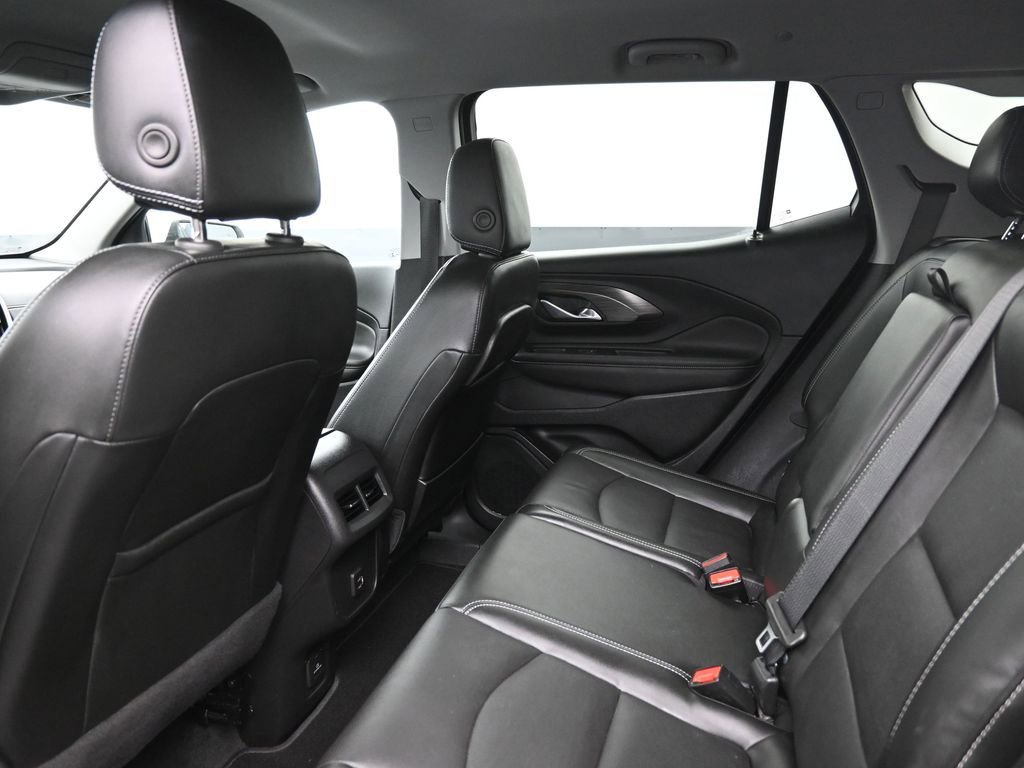 Certified 2022 GMC Terrain SLT image 13