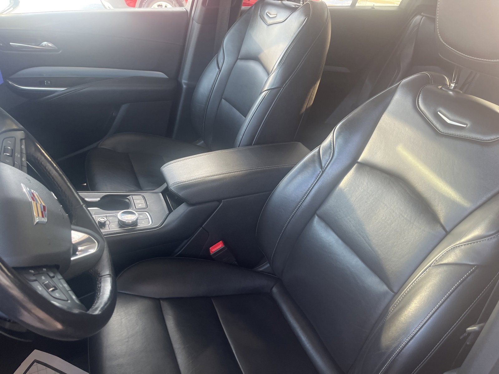 Used 2019 Cadillac XT4 Premium Luxury image 12