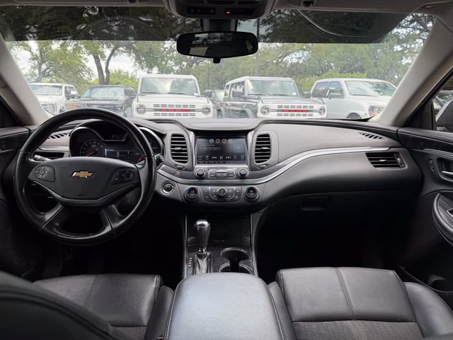Used 2018 Chevrolet Impala LT FWD image 13