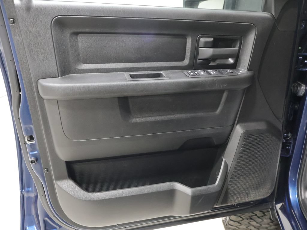 Used 2023 RAM 3500 Tradesman AWD/4WD image 13
