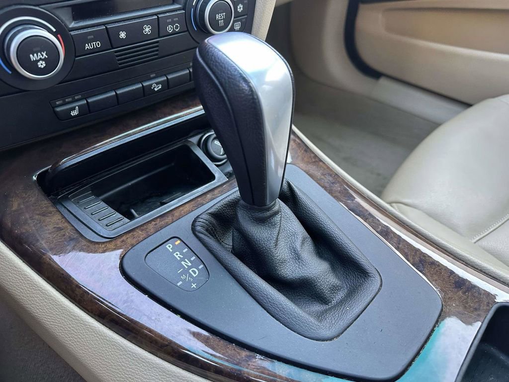 Used 2008 BMW 328xi Sedan image 25