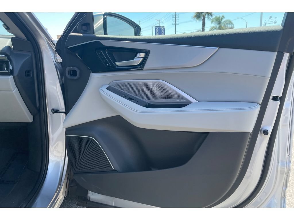 Certified 2026 Acura MDX w/ Technology Package AWD/4WD image 21