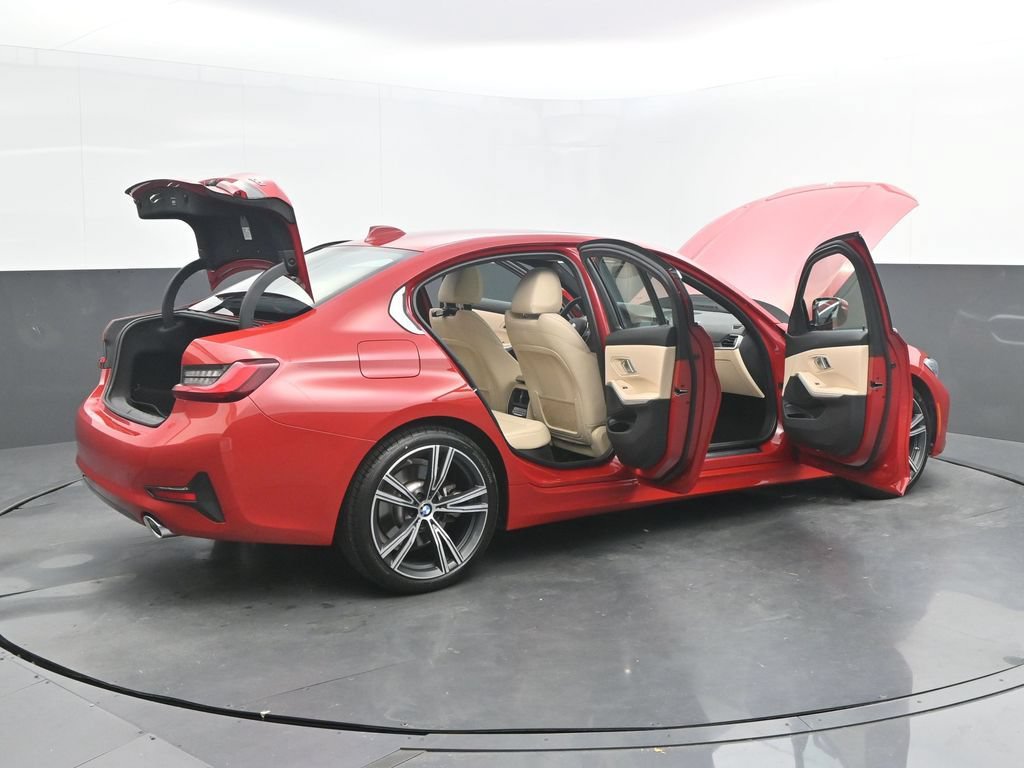 Used 2022 BMW 330i Sedan w/ Driving Assistance Package RWD image 50