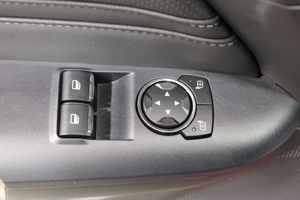Used 2025 Ford Mustang GT Premium RWD image 17
