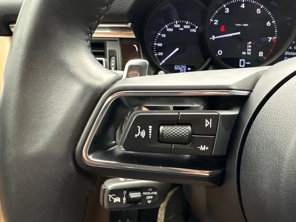 Certified 2026 Porsche Macan AWD/4WD image 38