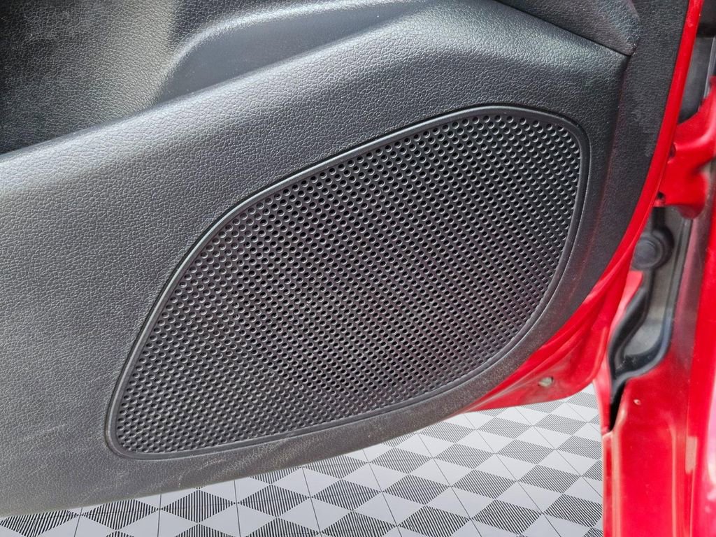 Used 2021 Hyundai Accent SE image 12