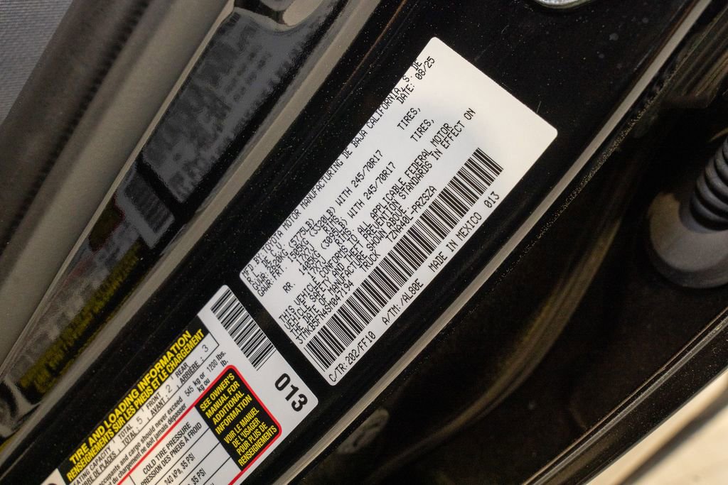 Certified 2025 Toyota Tacoma SR5 image 19