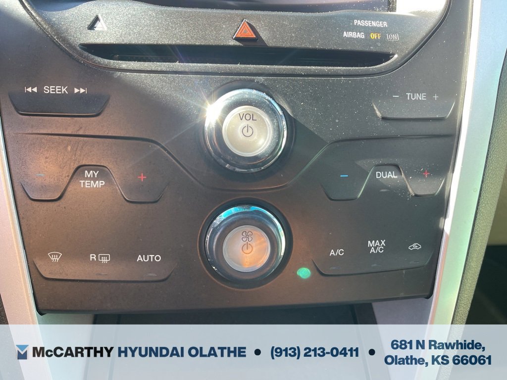 Used 2013 Ford Explorer XLT image 29