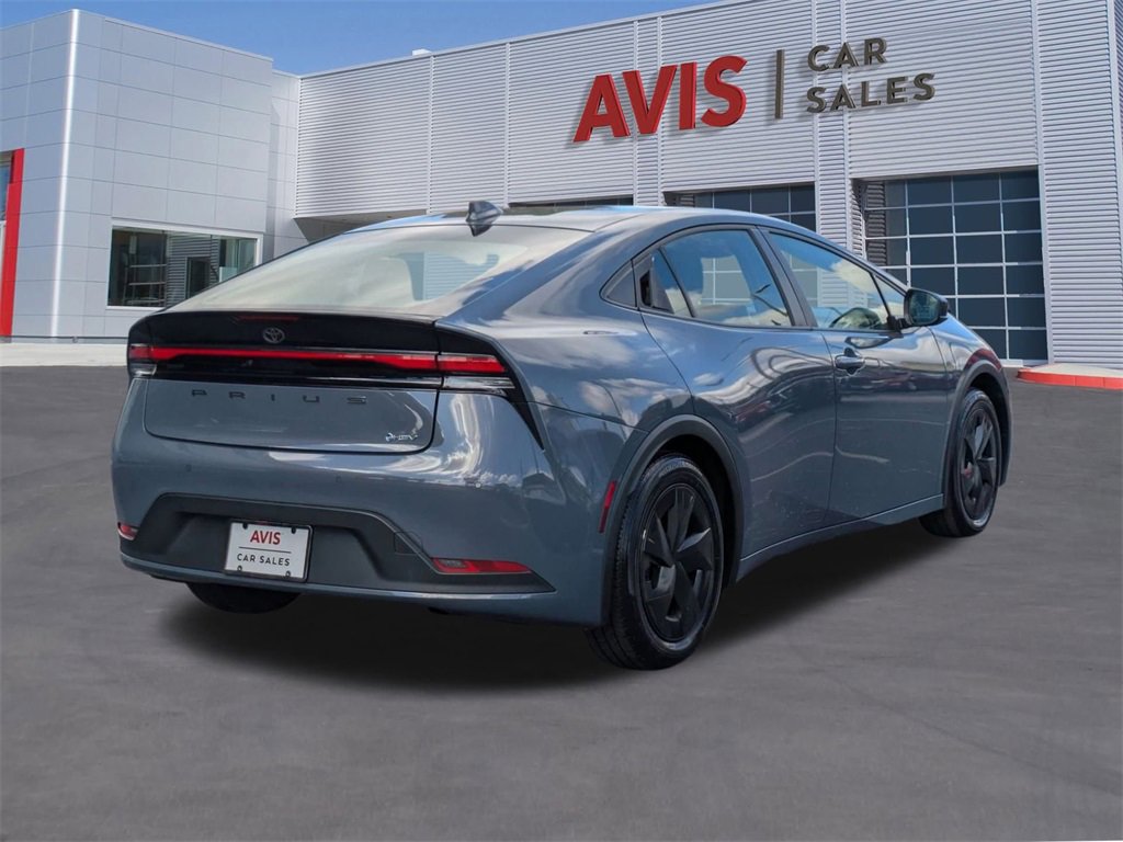 Used 2024 Toyota Prius LE image 6