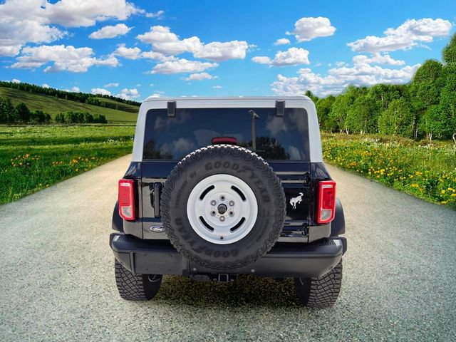 Used 2023 Ford Bronco Heritage Edition AWD/4WD image 5
