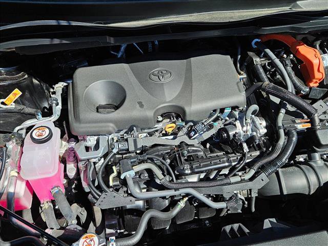 Used 2025 Toyota Sienna XLE Woodland Edition image 22