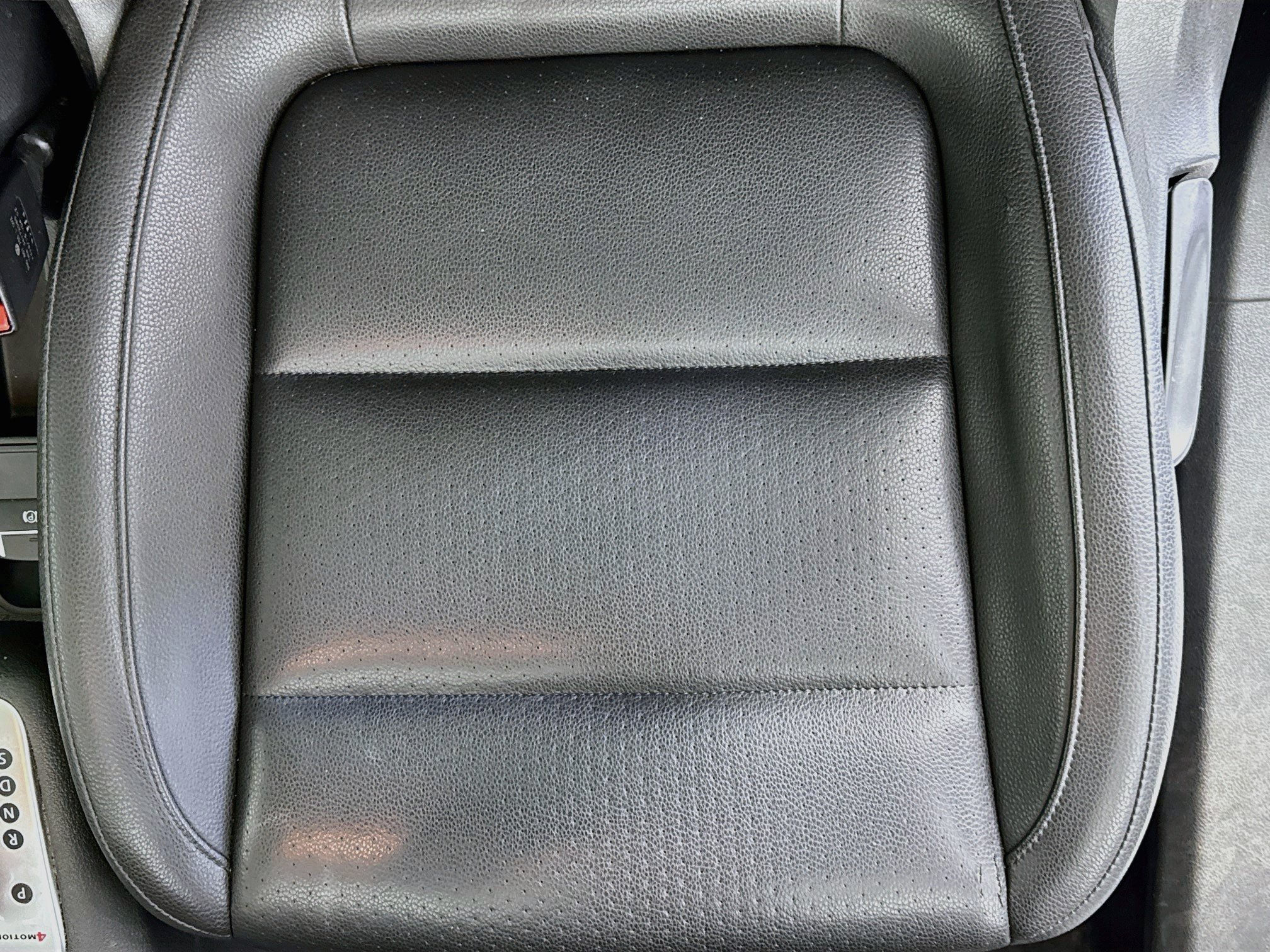 Used 2015 Volkswagen Tiguan SE AWD/4WD image 18