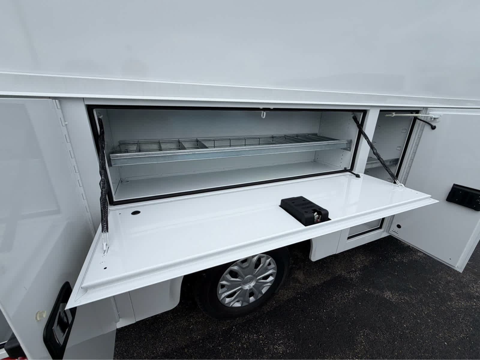 New 2026 Ford Transit 350 w/ Interior Upgrade Package RWD image 8