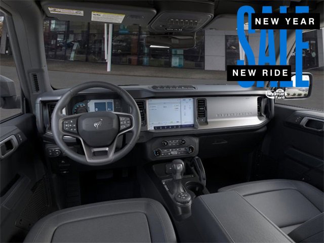 New 2025 Ford Bronco Badlands image 9