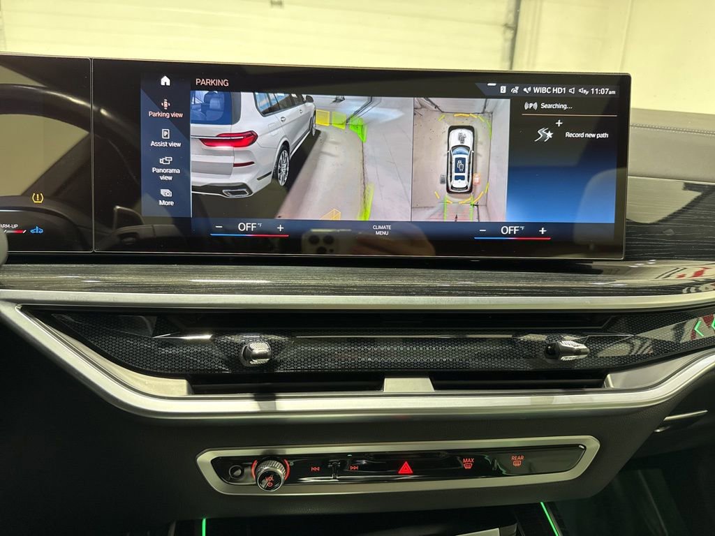 Used 2023 BMW X7 xDrive40i w/ M Sport Package image 26