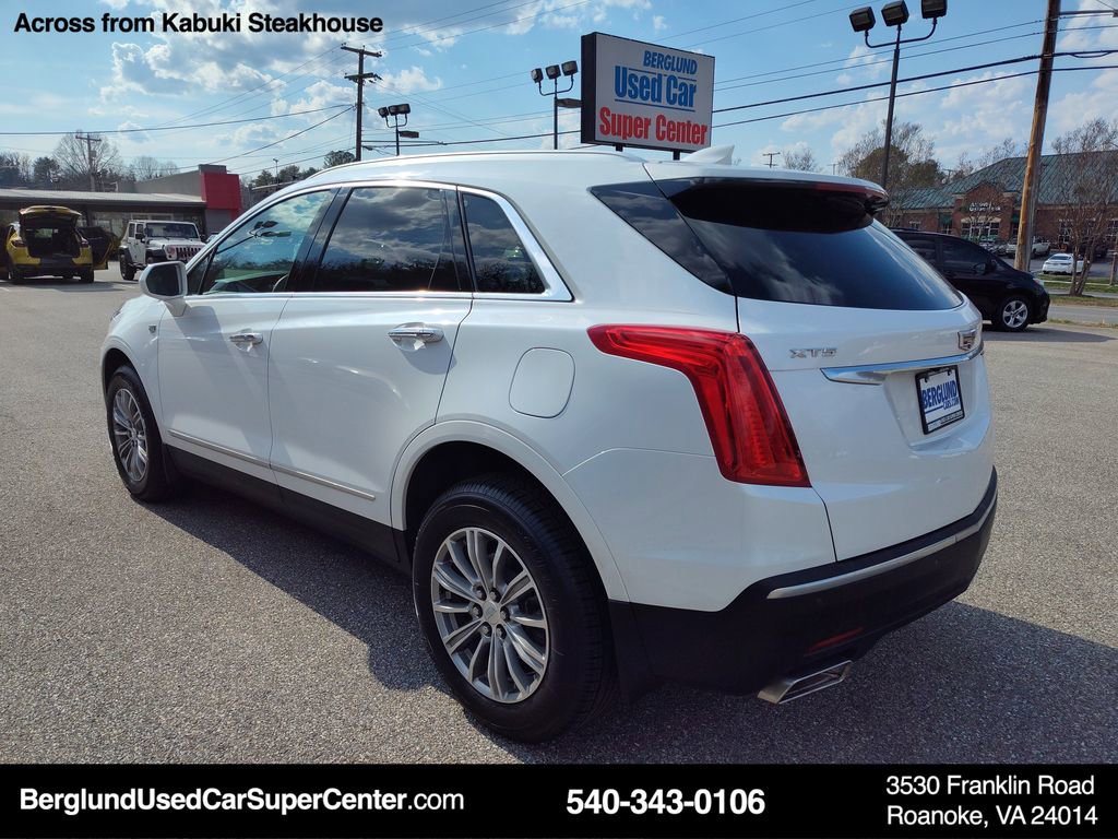 Used 2017 Cadillac XT5 Luxury w/ Driver Awareness Package image 6