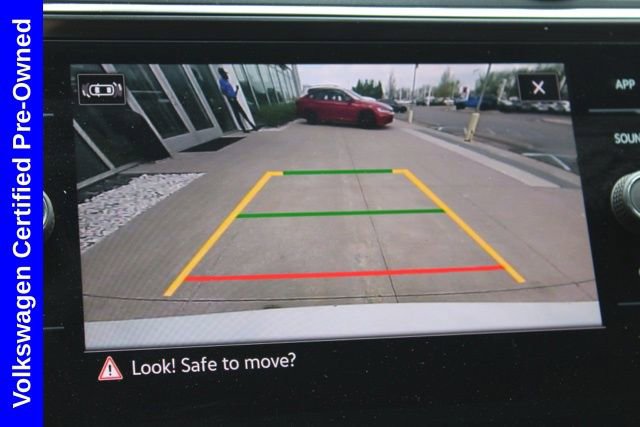 Used 2022 Volkswagen Tiguan SE R-Line AWD/4WD image 39