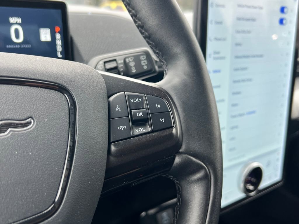 Used 2021 Ford Mustang Mach-E Select w/ Comfort/Appearance Package image 27