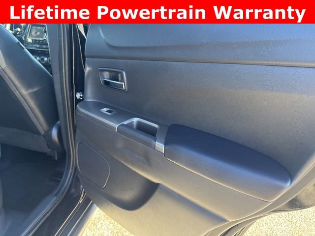 Used 2025 Mitsubishi Outlander Sport SE image 21